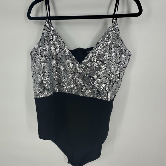 boohoo plus size 14 wrap tank top bodysuit in black and silver sequins - Picture 4 of 9